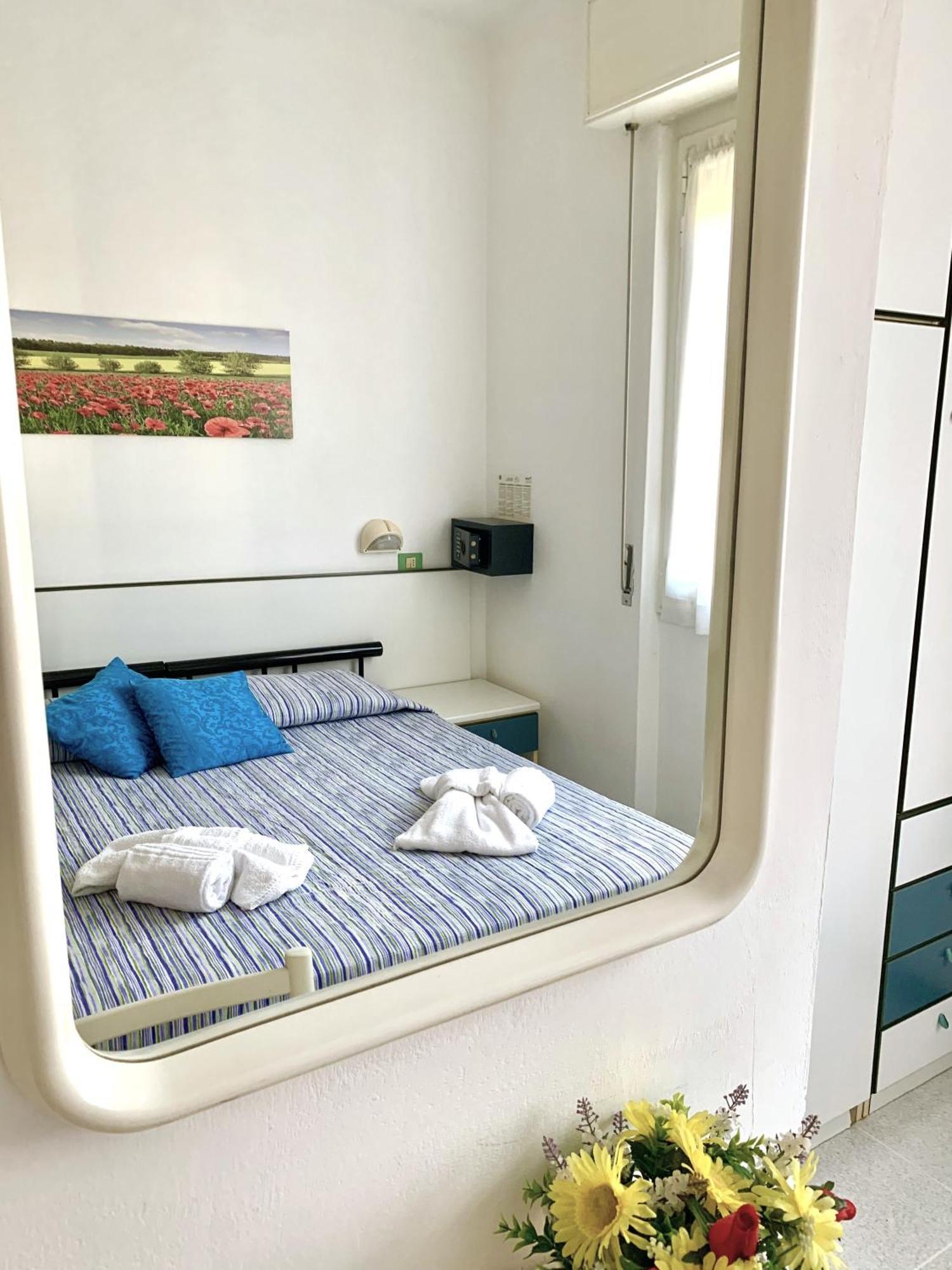 Hotel Villa Chiara Finale Ligure Eksteriør bilde