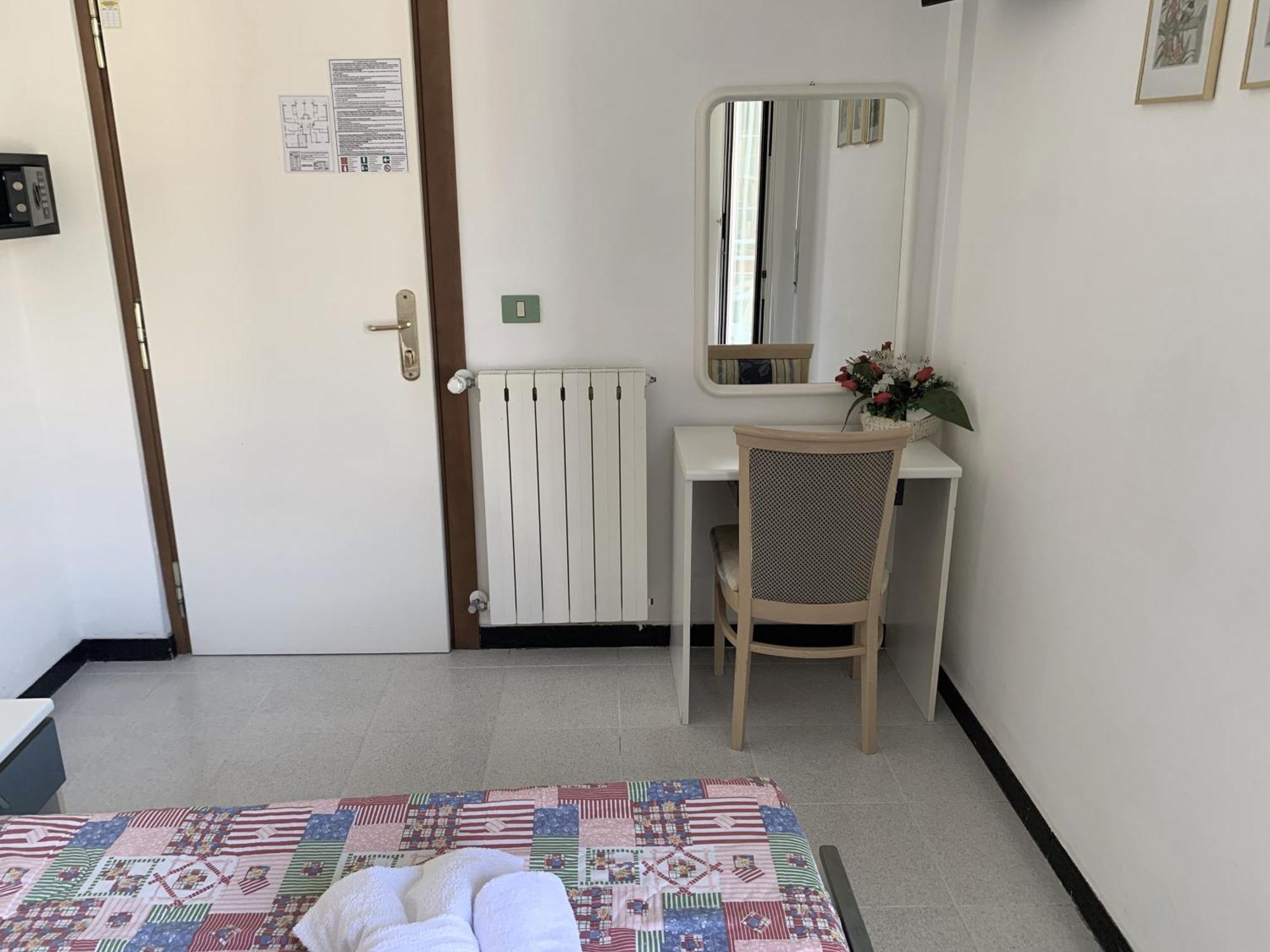 Hotel Villa Chiara Finale Ligure Eksteriør bilde